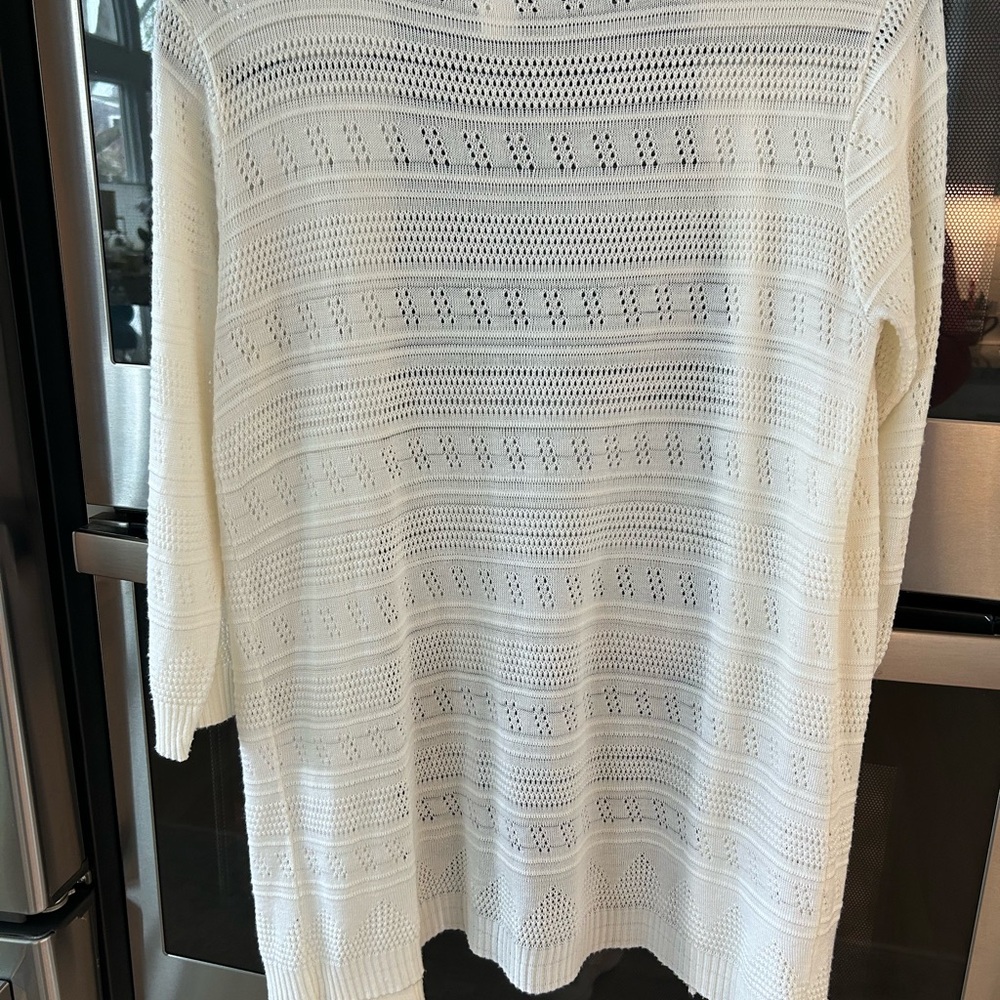 Elegant White Knit Sweater